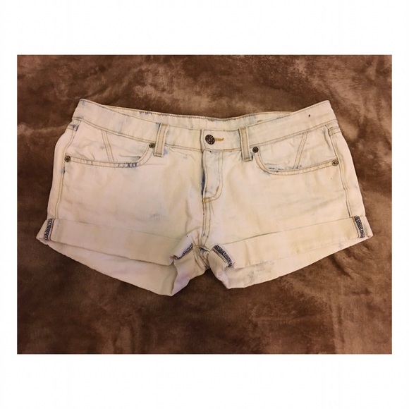 LF shorts