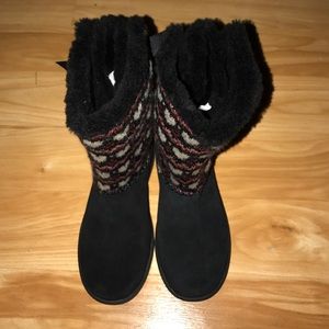 UGG Kid's I Heart Knotty Knotty Fair Isle Boots