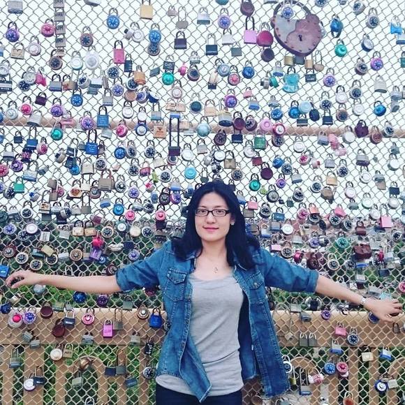 Meet your Posher, Joyce - Picture 1 of 1