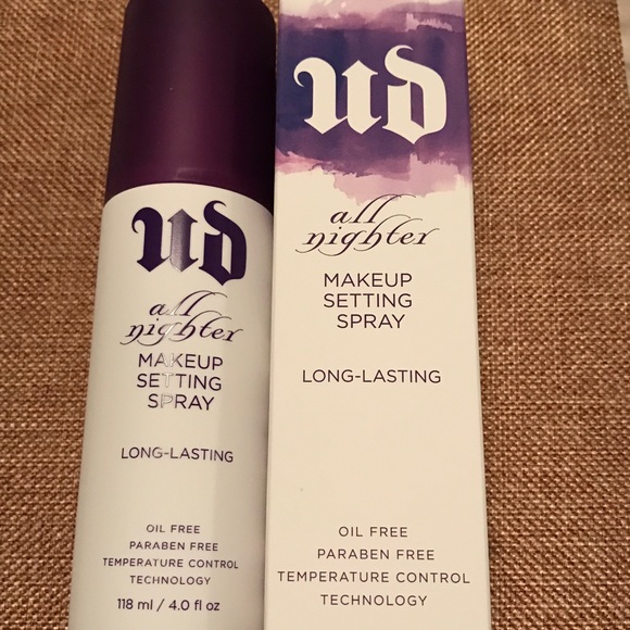 Urban Decay "All Nighter" Setting spray full size!