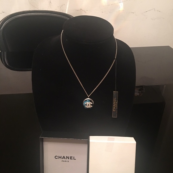 Chanel CC tweed logo pendant - Picture 6 of 6