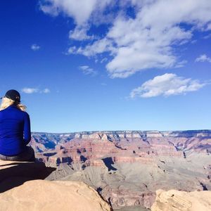 Meet your Posher, Cassandra