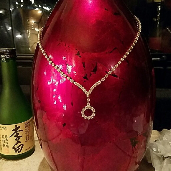 Crystal jewel necklace