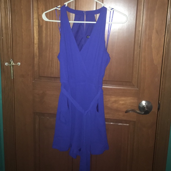 LAST DAY 2 MAKE ME AN OFFER EXPRESS TIE ROMPER