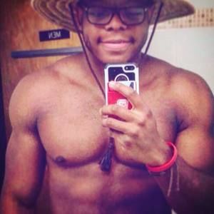 Meet your Posher, Victor