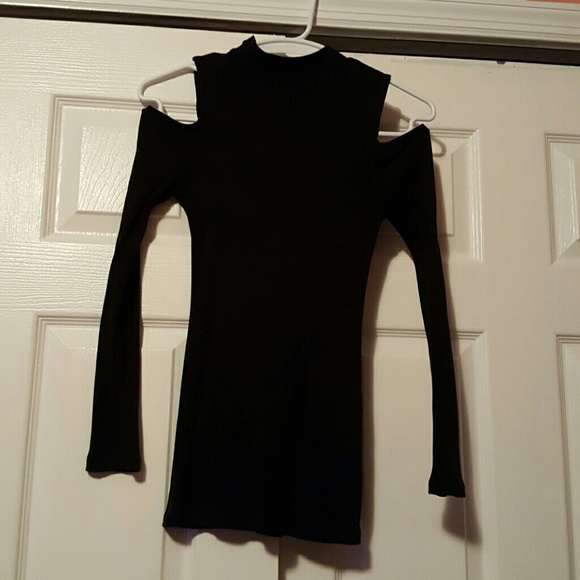 Cold Shoulder Black moc neck shirt Size S.