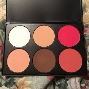contour/blush palette