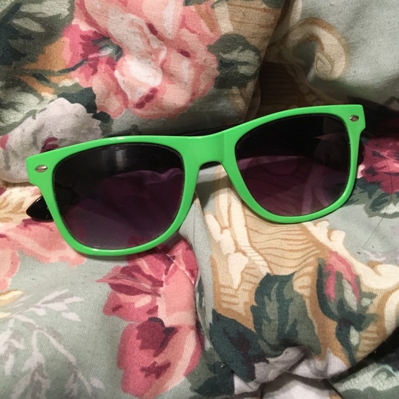 sunglasses