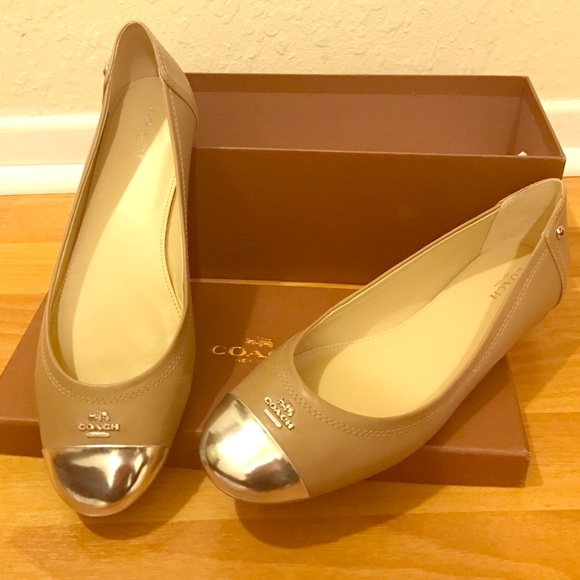 Coach Chelsea size 10 flats