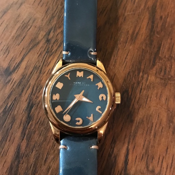 Marc Jacobs watch - Picture 2 of 2
