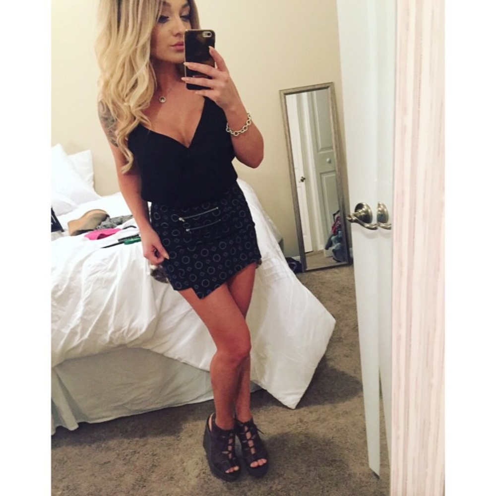 Meet your Posher, Brittney