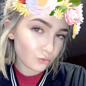 Meet your Posher, Brooke