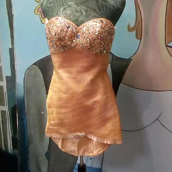 Short Party Dress - Picture 2 of 2