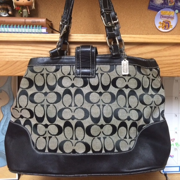 Coach Purse - Picture 2 of 3