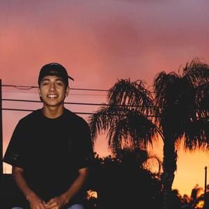 Meet your Posher, Cesar