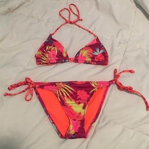 Hurley bikini set