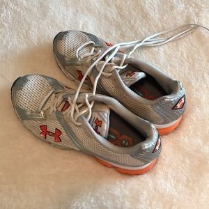 Under armour tennis shoes