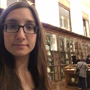 Meet your Posher, Nicole