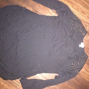 Long sleeve black tee