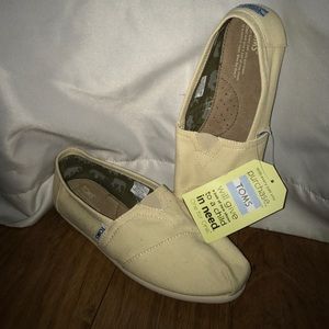 Women's Classic Canvas Toms