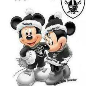 Meet your Posher, Raquel