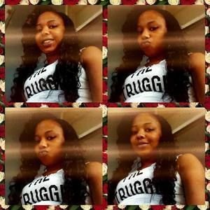 Meet your Posher, Kendra