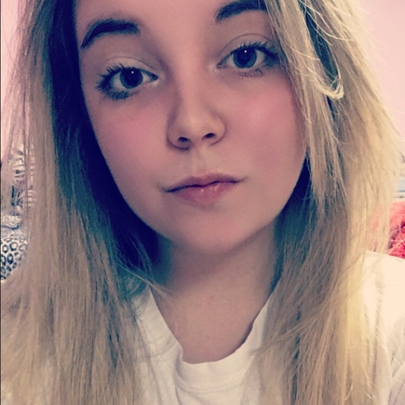 Meet your Posher, Kiley - Picture 1 of 1