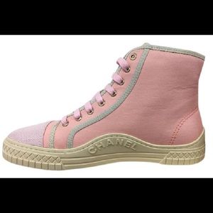 Sold Pre-owned Chanel hightop sneakers