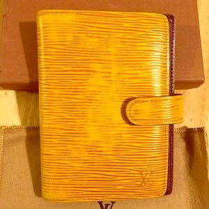 Authentic Louis Vuitton Yellow Epi Agenda