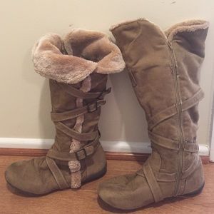 Fur Belted Boots
