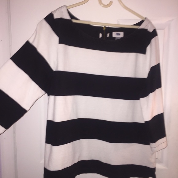Old Navy Striped 3/4 sleeve sweater