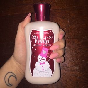 Winter Candy Apple Bath and Body Works lotion!!