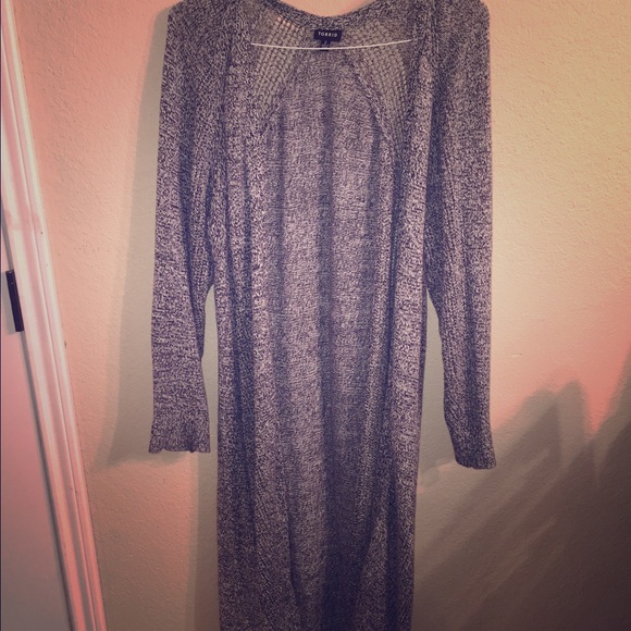 Gray floor length knitted sweater