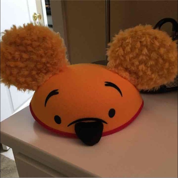 Disney Winnie the Pooh Hat