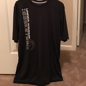 Men's Black Under Armour Shirt