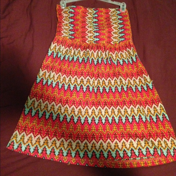 strapless dress