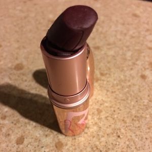 MAC Cosmetics Talk That Talk RiRi lipstick