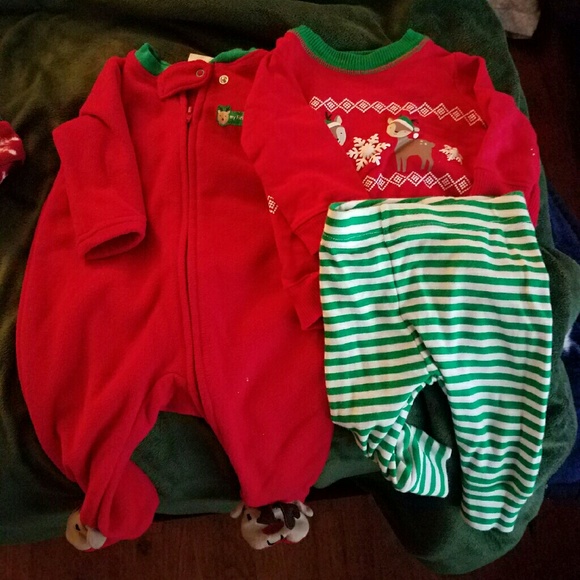 Christmas baby close 0-3 months