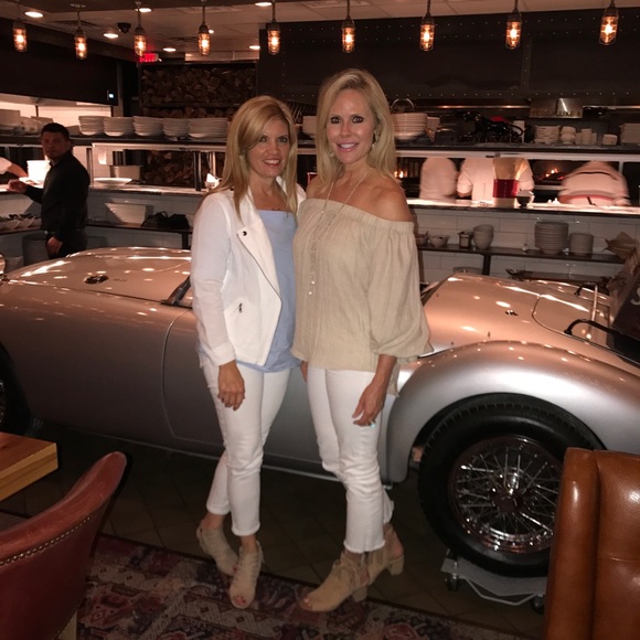 Meet your Posher, Leslie - Picture 4 of 6