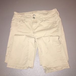 American Eagle capris