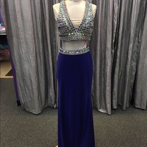 Allure 2 piece gown