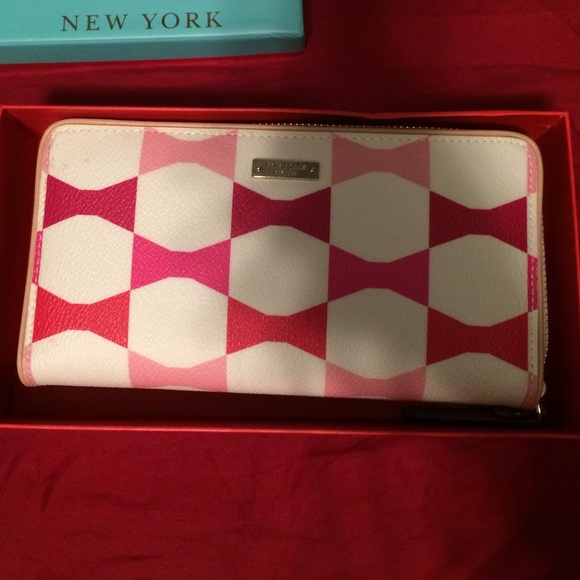 New Kate Spade Wallet