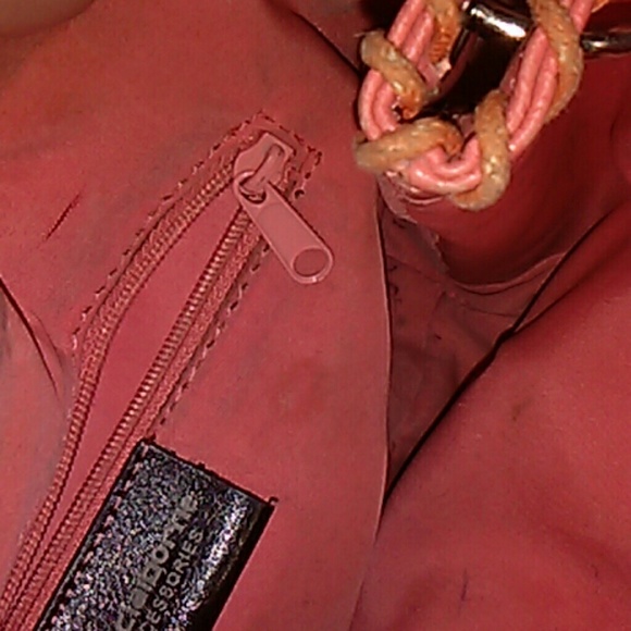 Bag - Picture 2 of 3