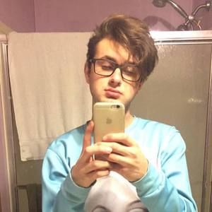 Meet your Posher, Travis