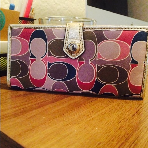 Coach wallet