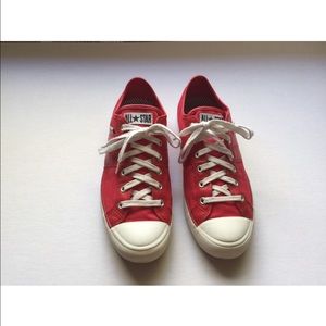 Like New Red Converse All Star Low Top Women's