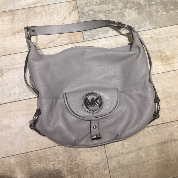 Michael Kors gray purse
