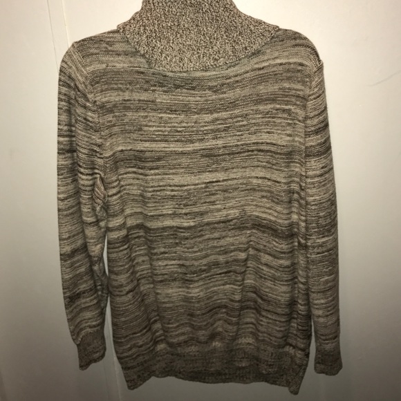 Sweater - Picture 3 of 3