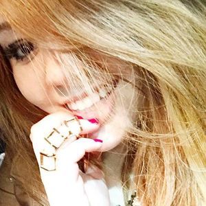 Meet your Posher, Marissa