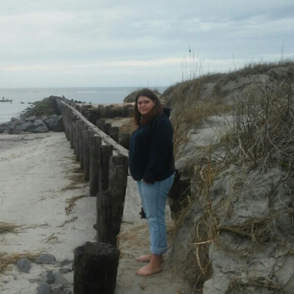 Meet your Posher, Nikki - Picture 1 of 1